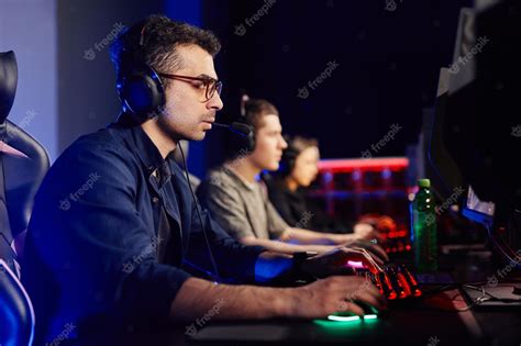 Premium Photo | Cyber Sports Team Side View