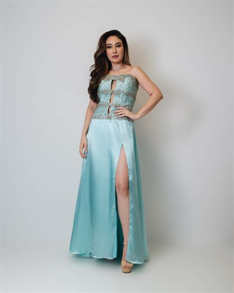 Vestido Longo Bordado Azul Tiffany Desmod