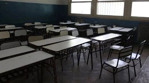 La Ciudad Descontará El Día A Docentes Que Paren Por La Represión En Jujuy