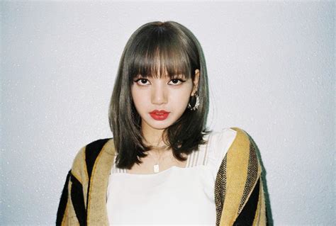 Lalisa Manoban Pembenin Ekim Alan Nda Vogue T Rkiye