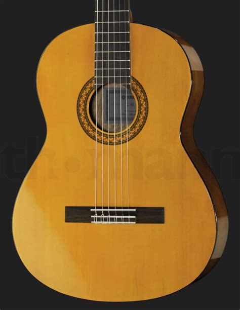 Yamaha C40 Review Classical Guitar For Beginners