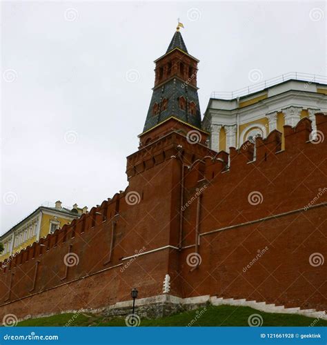 The Enclosing Wall To The Moscow Kremlin Complex In Russia Stock Photo