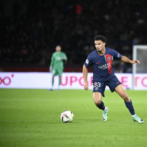 Le milieu du PSG Warren Zaïre Emery élu meilleur espoir de Ligue 1 aux