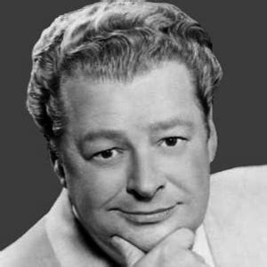 Frank Fontaine - Trivia, Family, Bio | Famous Birthdays