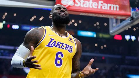 Lebron James Hace Historia En La Nba Al Ser El Segundo Jugador En