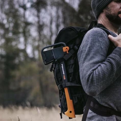 Fiskars X10 Chopping Axe - David Musson Fencing Ltd