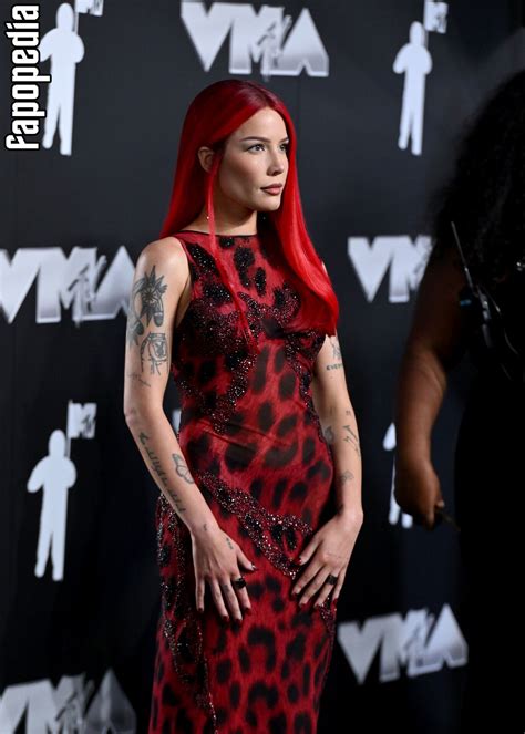Halsey Nude OnlyFans Leaks Photo Fapopedia