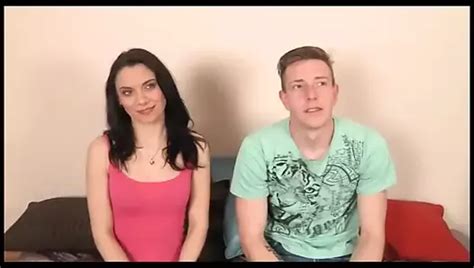 Deutsches amateur Paar auf der Straße zum Sex Casting eingeladen xHamster