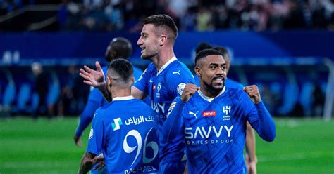 الهلال يقلب الطاولة على الاتحاد في الكلاسيكو ويحلق في