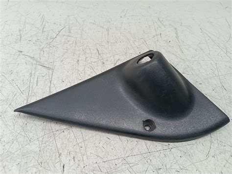 Moldura Triangular Do Retrovisor Ford Fiesta Iv Fb B Ag Motivauto