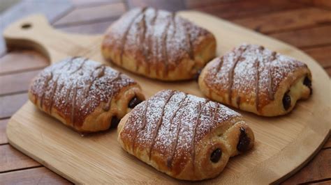 Schokobrötchen Rezept Aus Selbstgemachte Blätterteig Schoko Croissant Selber Backen Youtube