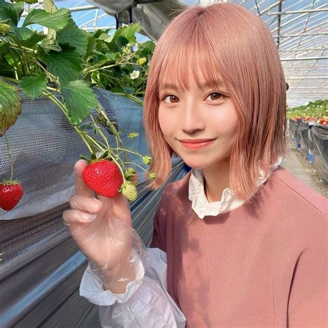 なーちゃんさんのインスタグラム写真 なーちゃんinstagram「・ いちご狩り🍓in 千葉 おいcベリーが私は好きかな😋 ちょうど