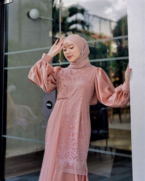 Model Baju Gamis Brokat Terbaru Yang Elegan