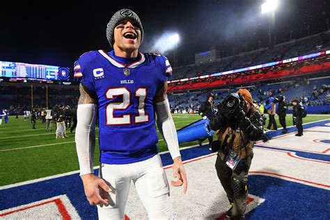 Bills Fans Fume As Jordan Poyer Signs With Division Rival Dolphins