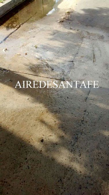 Vecinos damnificados por pérdida de agua potable en barrio Centenario