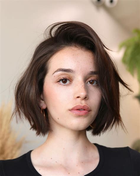 5 Sizzling Short Hairstyles For Women In 2025