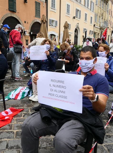 Un Ritorno In Classe Con Meno Professori