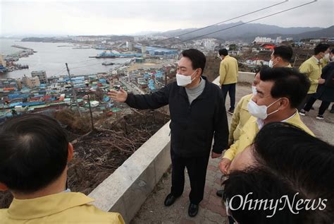 동해 산불피해 지역 살펴보는 윤 당선인 오마이뉴스