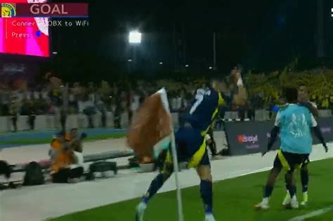 V Deo Os Golos Do Jogo Entre O Al Nassr E O Al Hilal Futebol Divertido