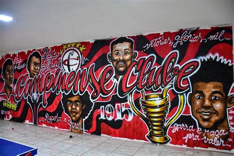 Campinense homenageia ídolos painel grafitado no Renatão