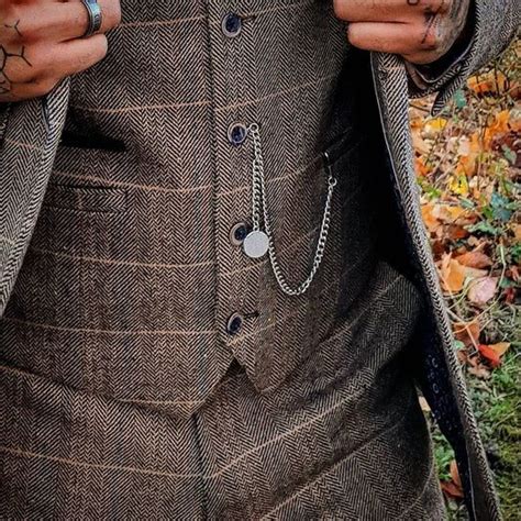 Peaky Blinders Style Tweed Suits Caps Boots Menz Suits Peaky
