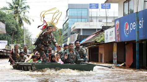 Army Navy Ndrf Work On War Footing In Kerala To Carry Out Rescue And