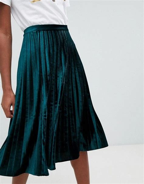 Missguided Missguided Tall Velvet Pleated Midi Skirt In Green Velvet