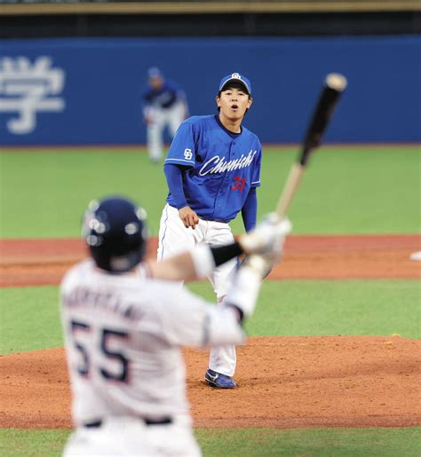 【中日】ドラ1位・仲地礼亜、まさかの1イニング2失点降板 ヤクルト村上に被弾に悔しいデビュー戦に：中日スポーツ・東京中日スポーツ