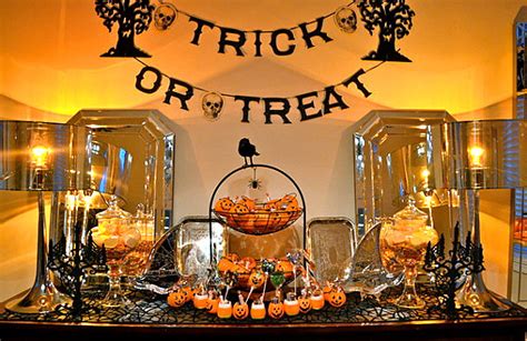 40 Spooky Halloween Decorating Ideas For Your Stylish Home