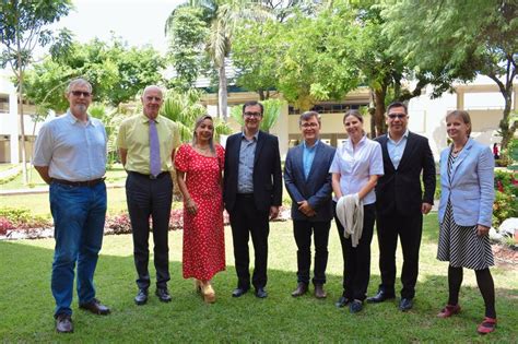 Visita del Colegio Alemán Federico Froebel de Cochabamba Colegio