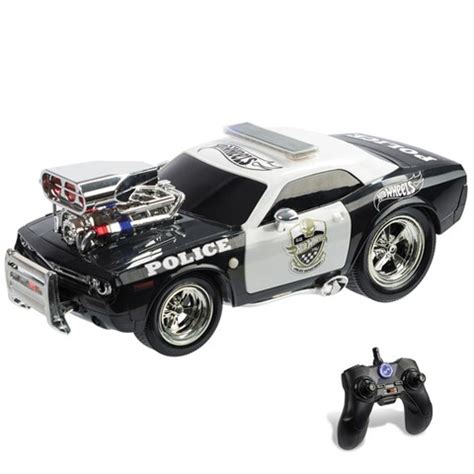 RC Hot Wheels Police Pursuit avto na daljinsko vodenje Mondo Motors nakupovanje v IgračeShop