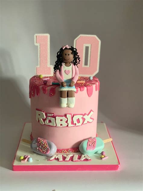 Roblox Birthday Cake Roblox Birthday Cake Barbie Birthday Cake | Images ...