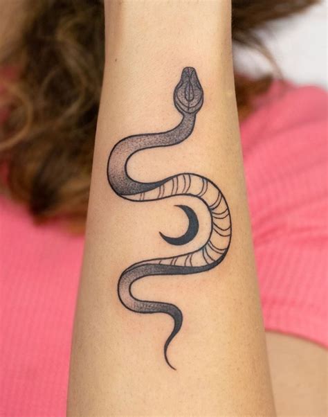 Top More Than Snake Tattoo On Finger Latest Thtantai