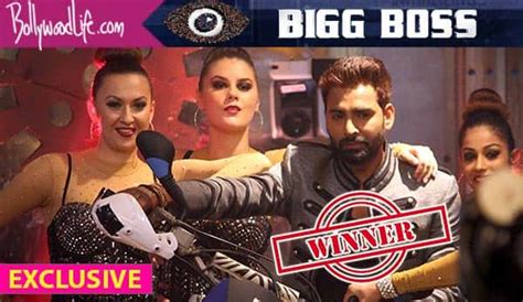 Bigg Boss 10 Winner Manveer Gurjar Walks Away With The Trophy On