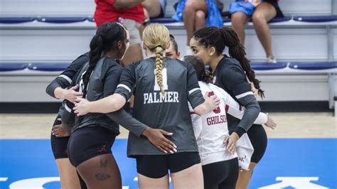 Volleyball Falls To Ole Miss In Three Sets Friday In Oxford Rrolltide