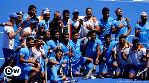 India wins first field hockey medal in 41 years – DW – 08/05/2021