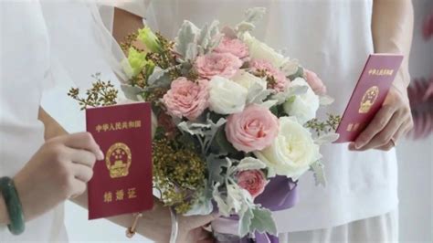 年轻人都不想结婚了520婚姻登记人数集体下降 凤凰网视频 凤凰网