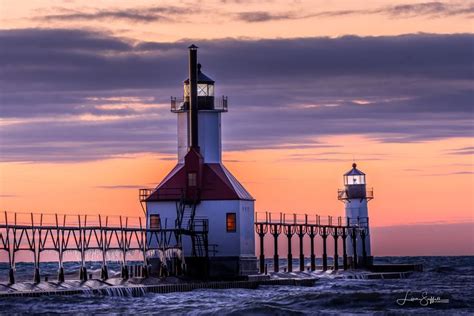 Saint Joseph Michigan Lighthouse Sunset On A Very Cold Winter Day Wow Was It Cold And