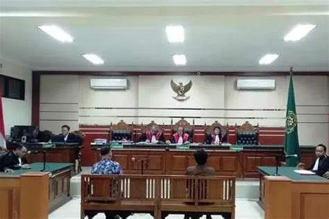 Terbukti Korupsi Eks Direktur Pdam Divonis Tahun Radar Mojokerto