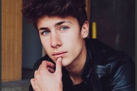 Juanpa Zurita Presume Video De Explosi N En Volc N De Fuego