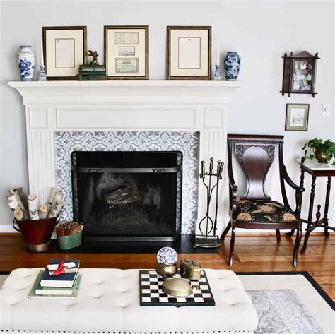 Charming Rustic Livingroom With Fireplace - Soul & Lane