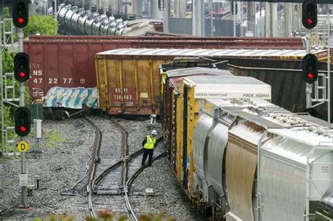 Report: Wheel failure caused May CSX train derailment in Northeast D.C ...