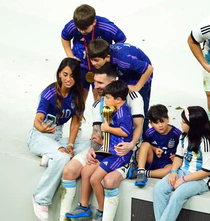 Lionel Messi, Wife, & Kids Celebrate World Cup Win – Hollywood Life