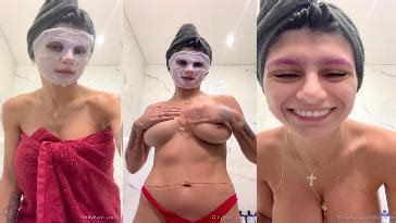 Mia Khalifa Boob Slip Face Mask Ppv Video Leaked Fanslyleaked