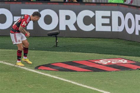 Flamengo E Fluminense Empatam No Maracanã Vavel Brasil