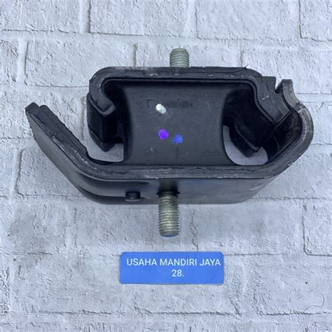 Dudukan Mesin Apv Rh Megga Carry Asli Engine Mounting Apv Kanan Ori