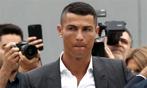 Juve Quanto Guadagna Ronaldo Ilbianconero