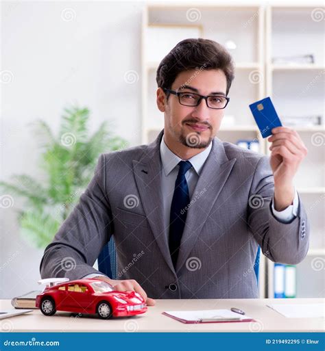 insurance car agent 9