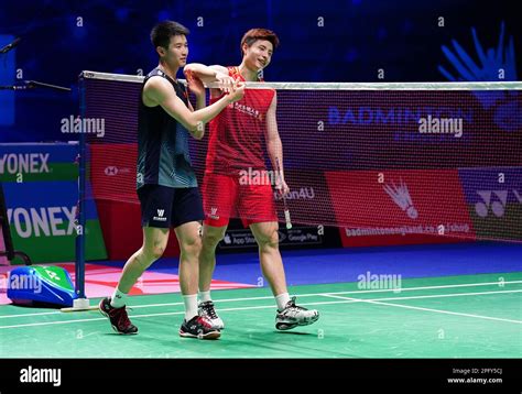 China S Li Shi Feng Celebrates Victory Over Shi Yu Qi Right In The