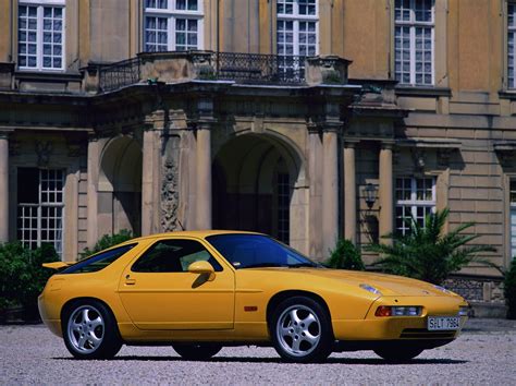 Porsche 928: Ahead of its time and ripe for a return - CNET